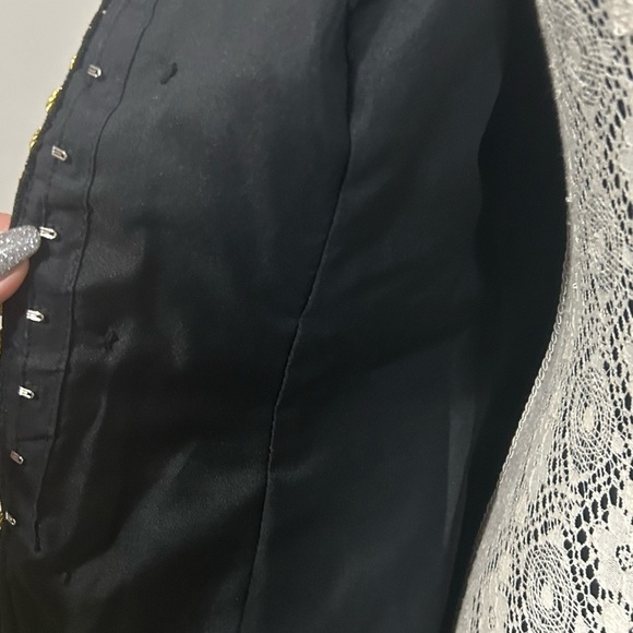 Vintage military inspired black velvet with gold trim accents and buttons - Picture 15 of 15